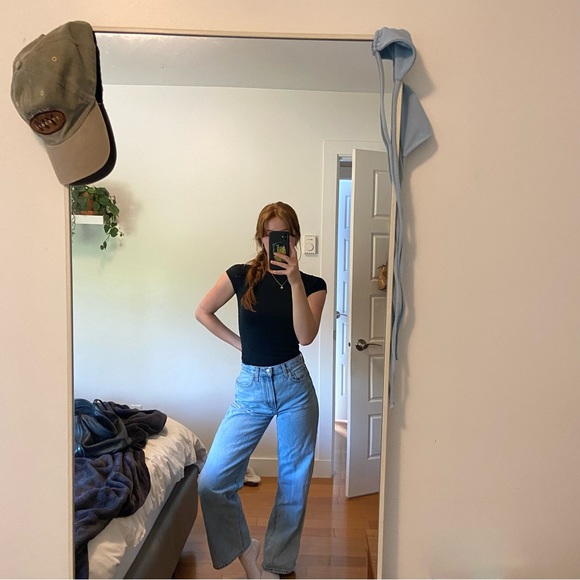 Farrah Wide Leg Denim Forum Jeans SOLD - Picture 3 of 4